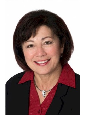 Nicole Roy